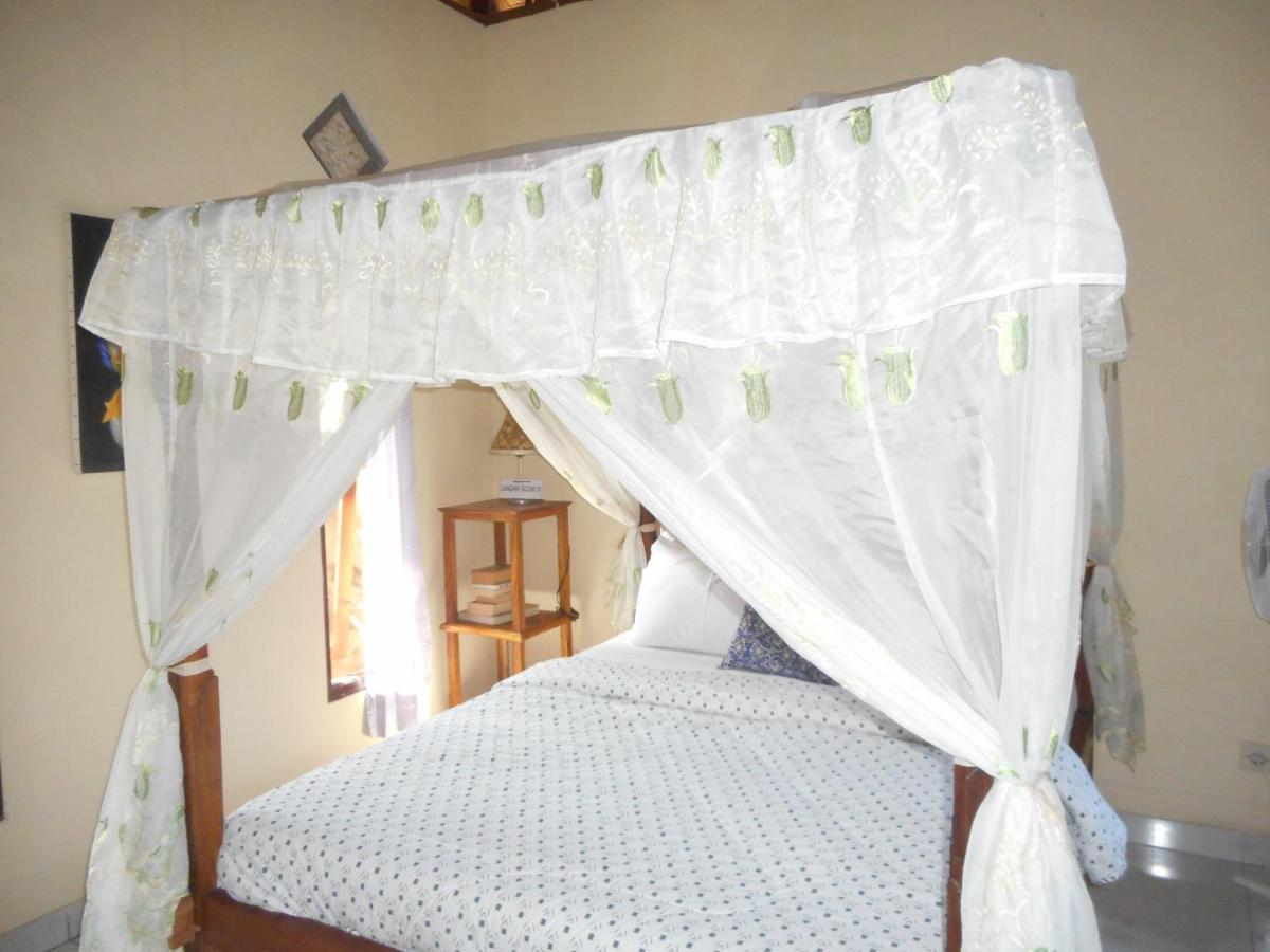 Cegeng Lestari Guesthouse Сідемен Екстер'єр фото